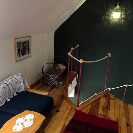 Red Goat Hostal *